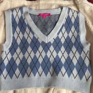 Baby blue, super cute!